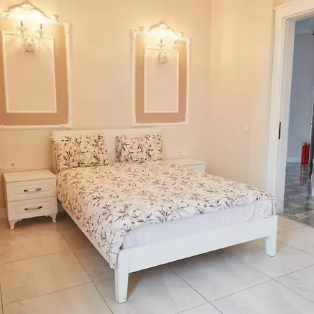 Taksim Square Apartment, Great View, Luxury Apartamento