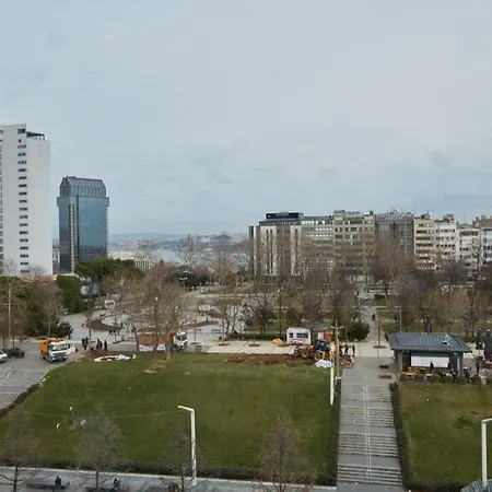 Taksim Square Apartment, Great View, Luxury Apartamento Estambul