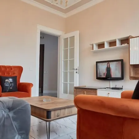Taksim Square Apartment, Great View, Luxury Apartment Istanbul
